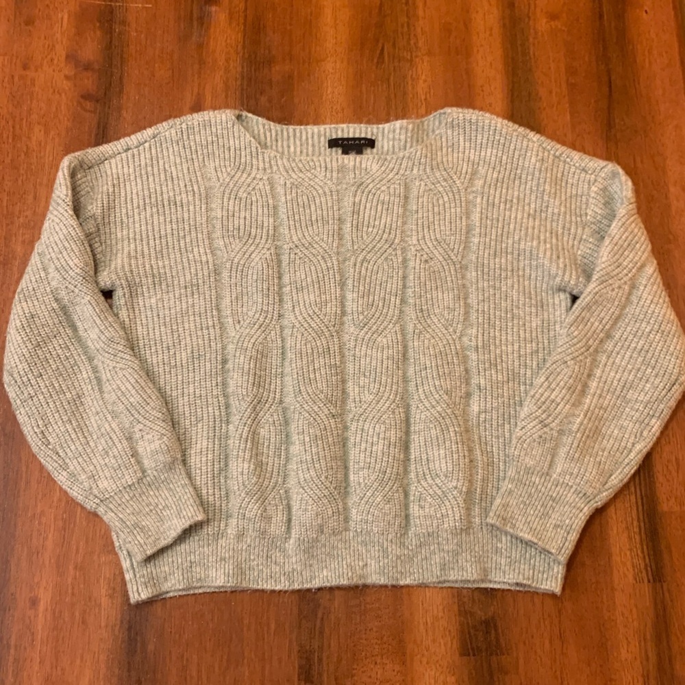 Tahari sweater women’s Large Sage Green boatneck thick casual cable knit - Picture 1 of 6